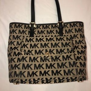 Used Micheal Kors Women’s Purse